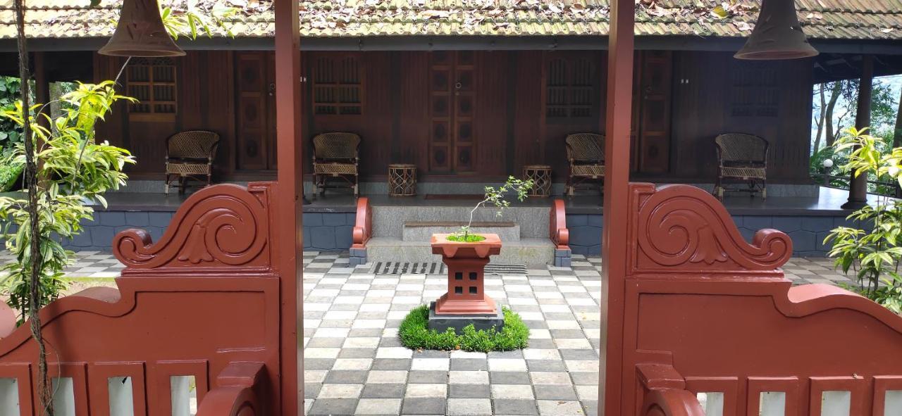 Traditional Kerala Villa Munnar Exterior photo